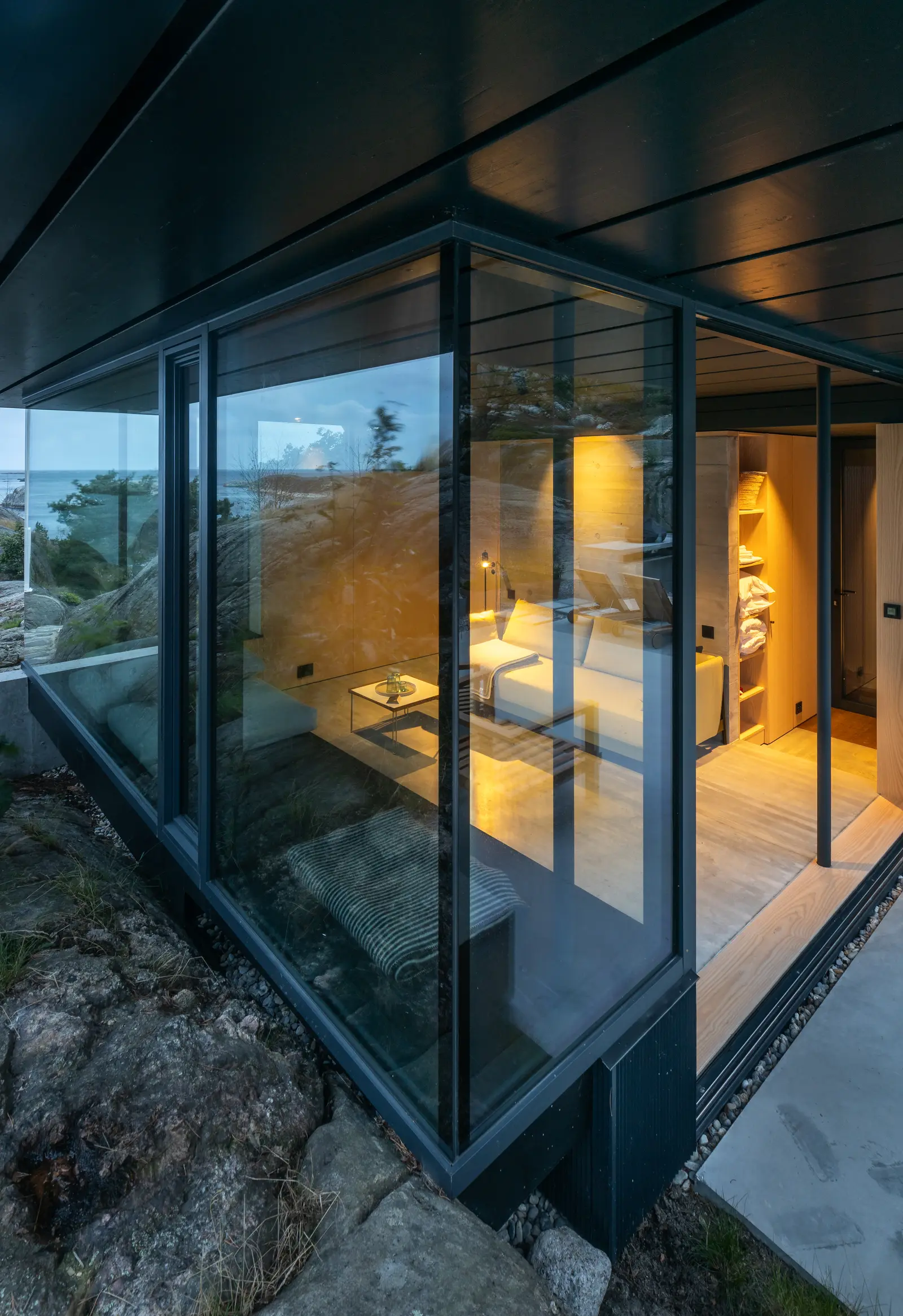 Furøya, Lillesand, Norge — Reynaers Hi-Finity, CF 68 og Slimline 38 (bilde 6 av 12)